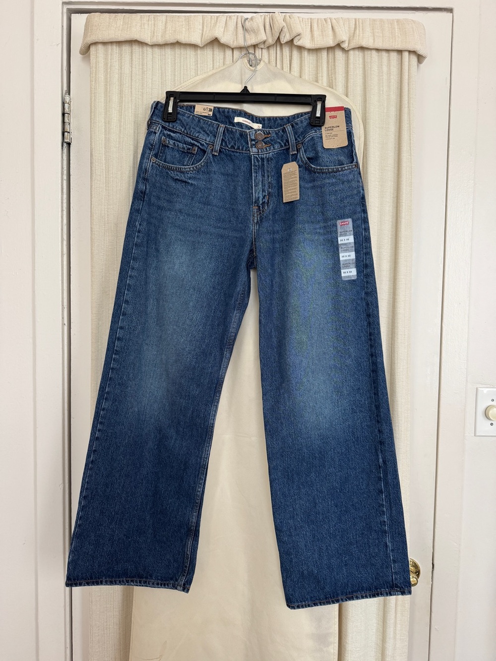 NWT Levi’s Superlow Loose Jeans Size 32x32 Low Rise Wide Leg Medium Wash